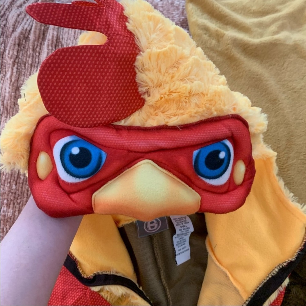 Adult Rooster Costume! Fits a 6-8 in women. Super fun! Wore for an “R” party.